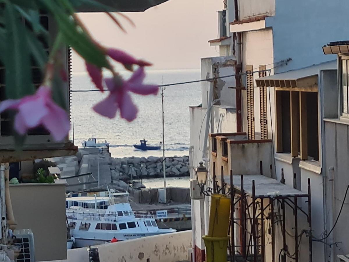 Casa Sul Mare Apartment แตร์ราซีนี ภายนอก รูปภาพ