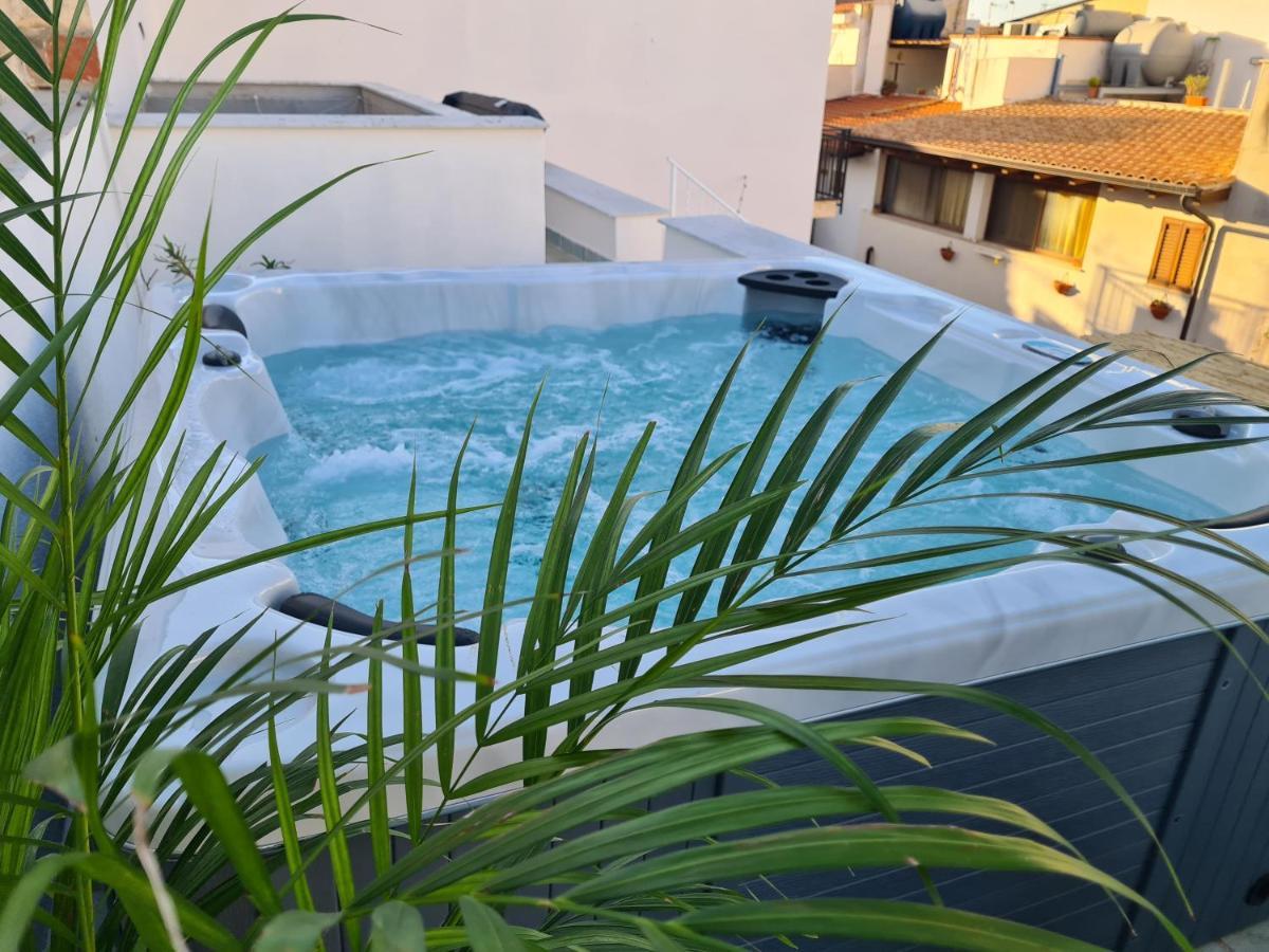 Casa Sul Mare Apartment แตร์ราซีนี ภายนอก รูปภาพ